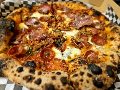 La Crosta Wood Fired Pizza, business photo 3
