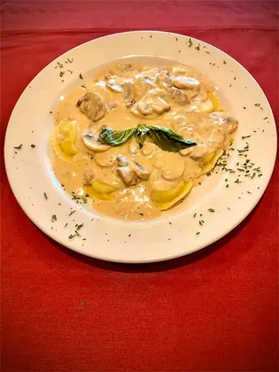 Lascari's Italian, business photo 3