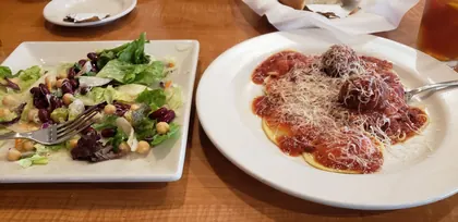 Lascari's Italian, business photo 4