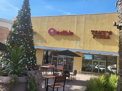 Tony's Pizza, business photo 4