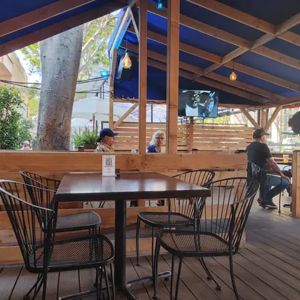 Turnbull's Tavern, business photo 2
