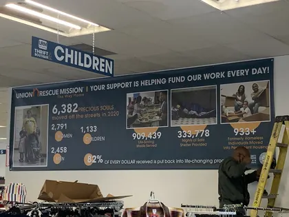 URM Thrift & Boutique, business photo 3